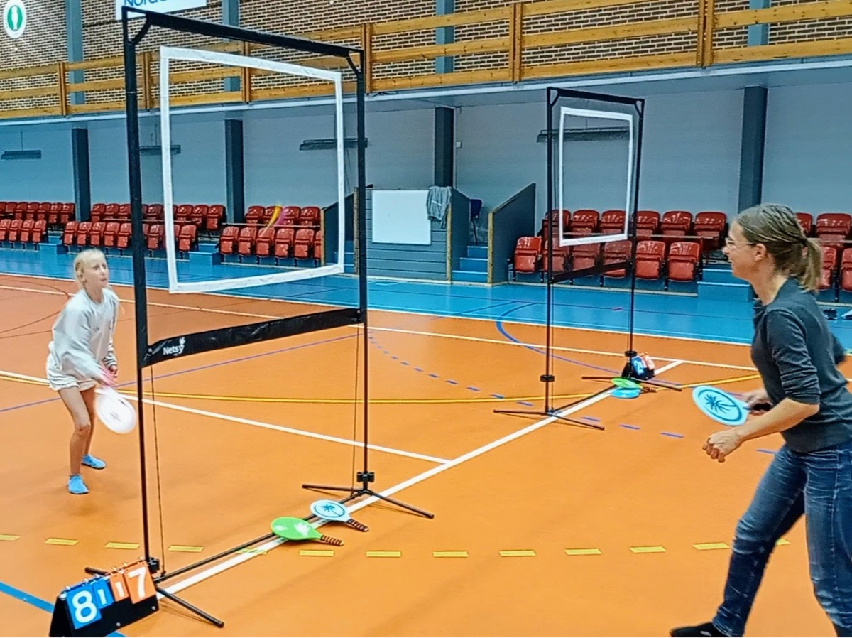Nordic Batgame Klub- og Skolepakke – 4 komplette spillesæt til skoler, SFO og foreninger, børn spiller batspil i idrætshal